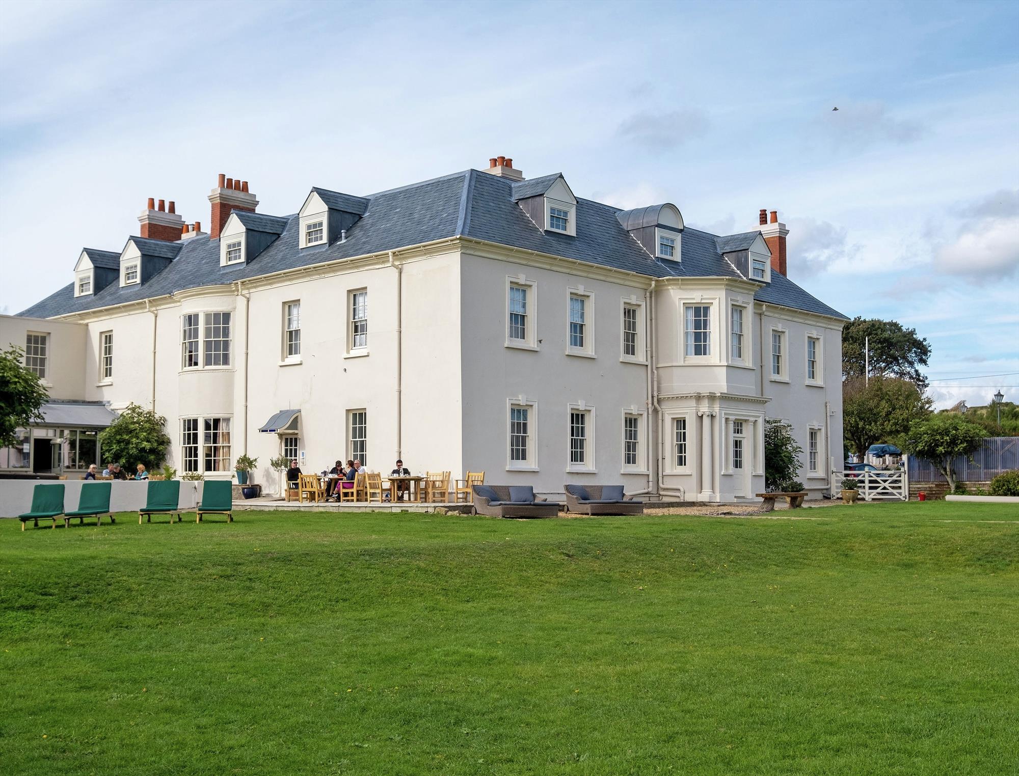 Chesil Beach - The Eastbury Hotel